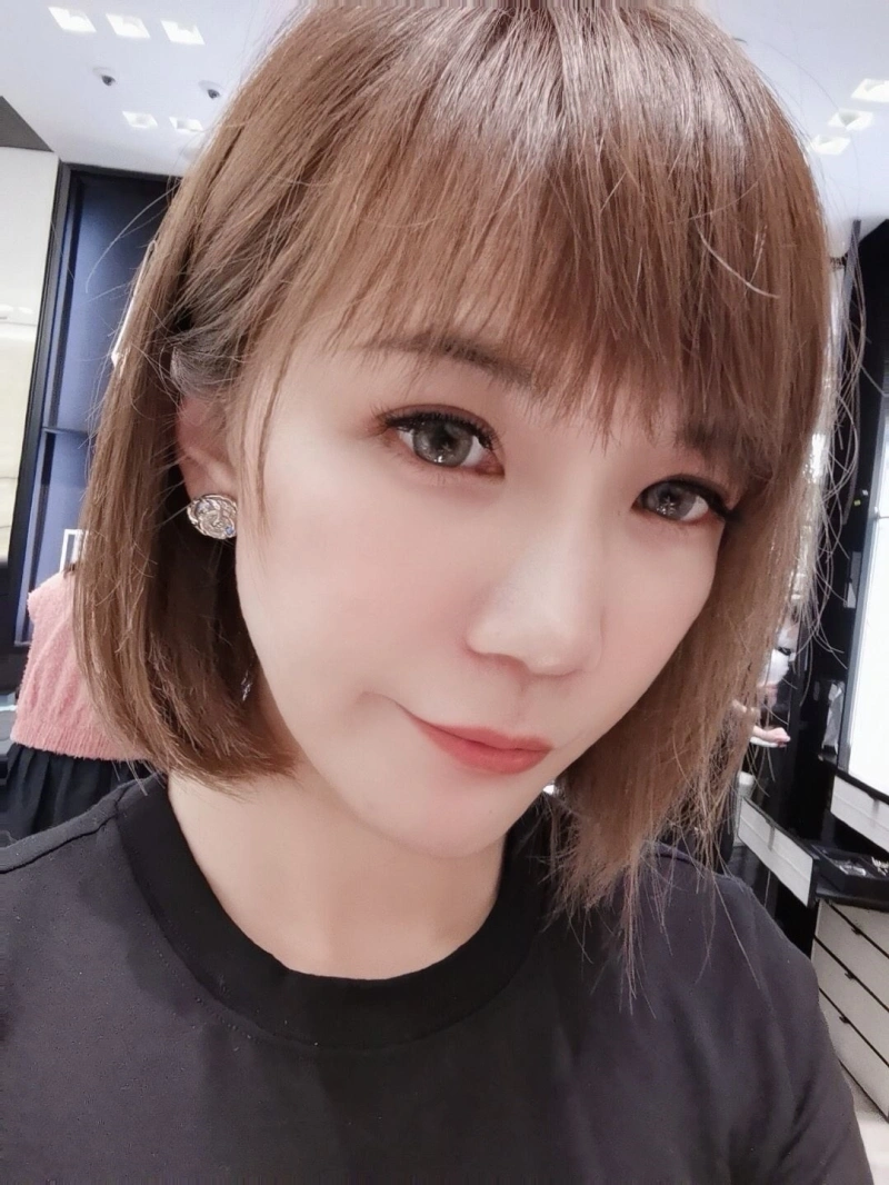 HighQuality Chxnxl Earrings 290156
