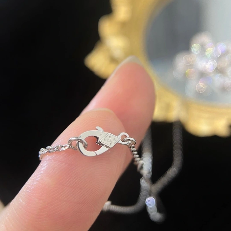 Cozy Chxnxl Necklaces 289661
