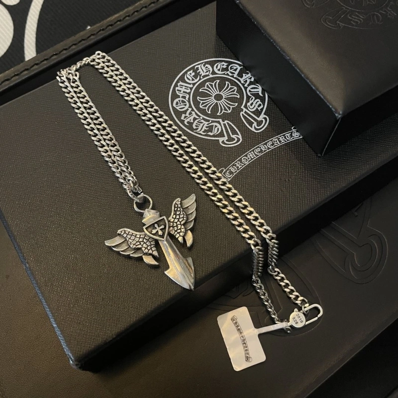 Flexible Chrxmx Hxxrts Necklaces 298667