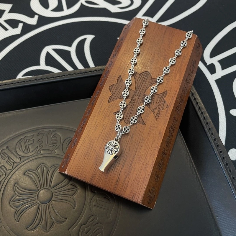 NewStyle Chrxmx Hxxrts Necklaces 298669