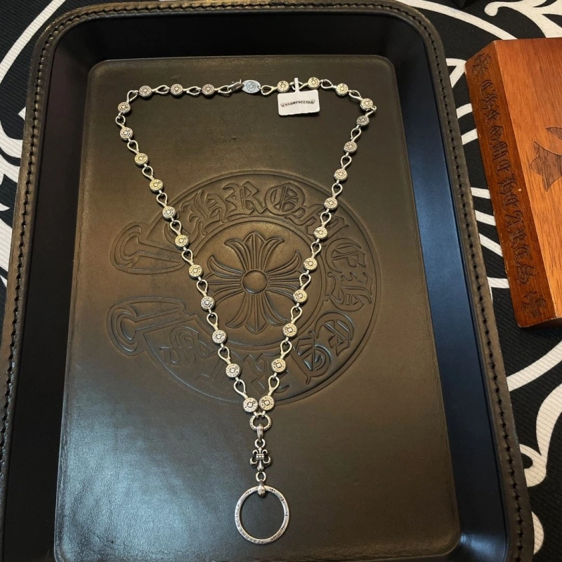 UrbanStyle Chrxmx Hxxrts Necklaces 298691