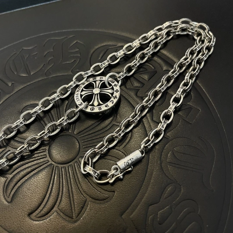 EasyMatch Chrxmx Hxxrts Necklaces 298662