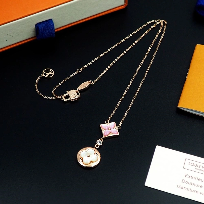 Durable LX Necklaces 309881