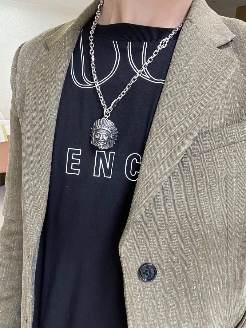 Gxccx Necklaces Affordable 303702