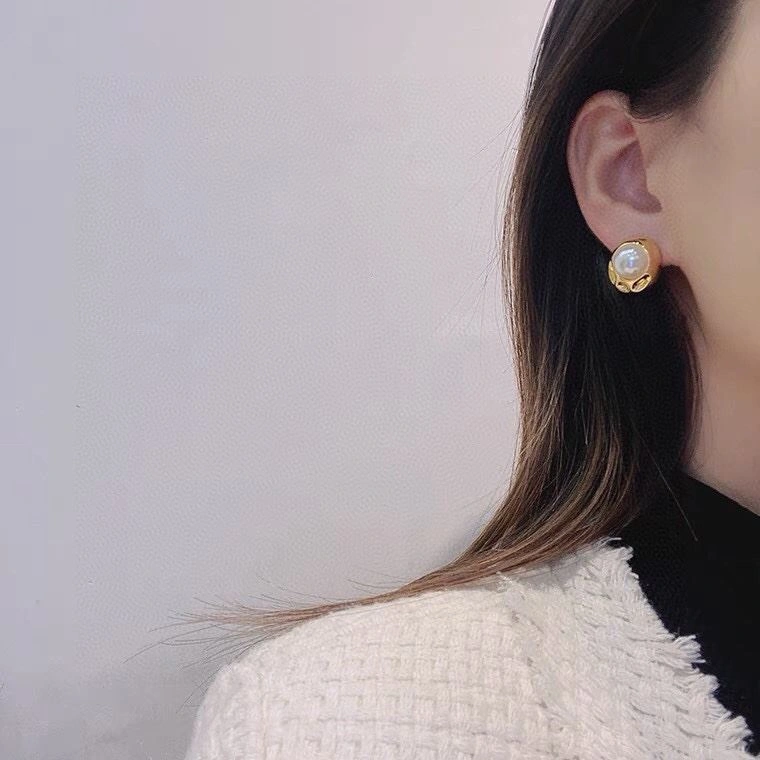 Versatile Cxlxne Earrings 283702