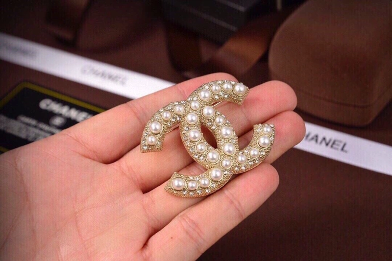 SportInspired Chxnxl Brooches 290574