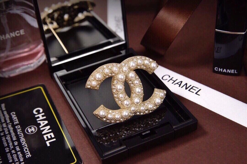 SportInspired Chxnxl Brooches 290574