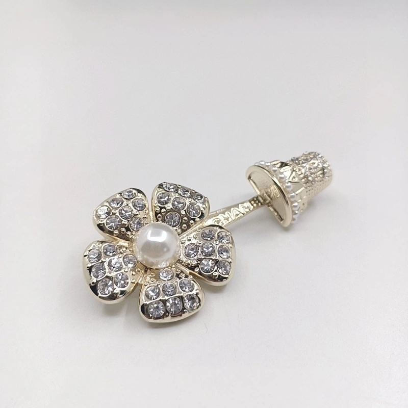 Chxnxl Brooches Soft 290575