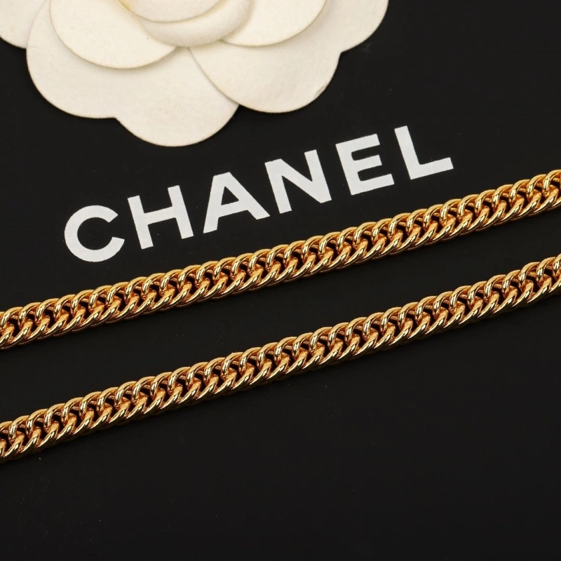 NewStyle Chxnxl Necklaces 289652