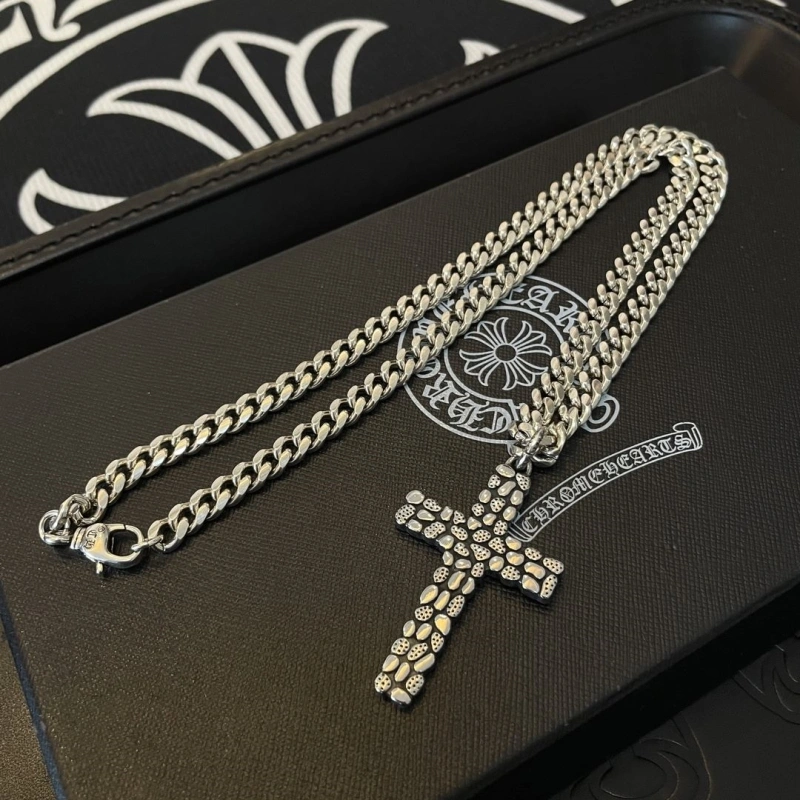 Chrxmx Hxxrts Necklaces Resilient 298659