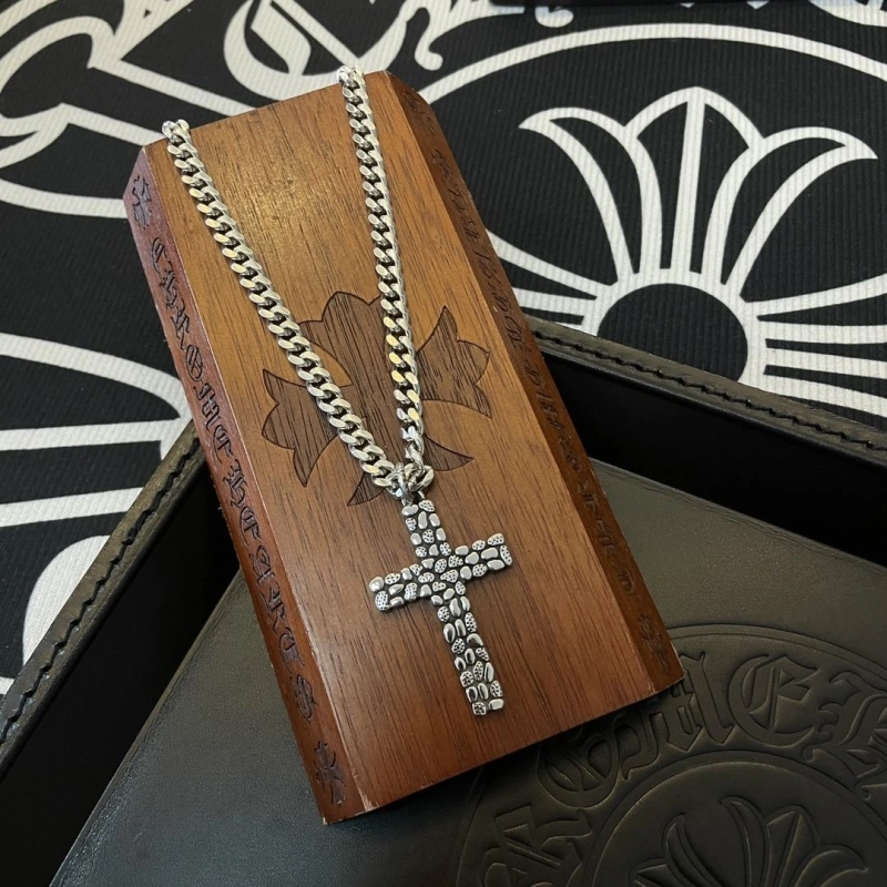 Chrxmx Hxxrts Necklaces Resilient 298659