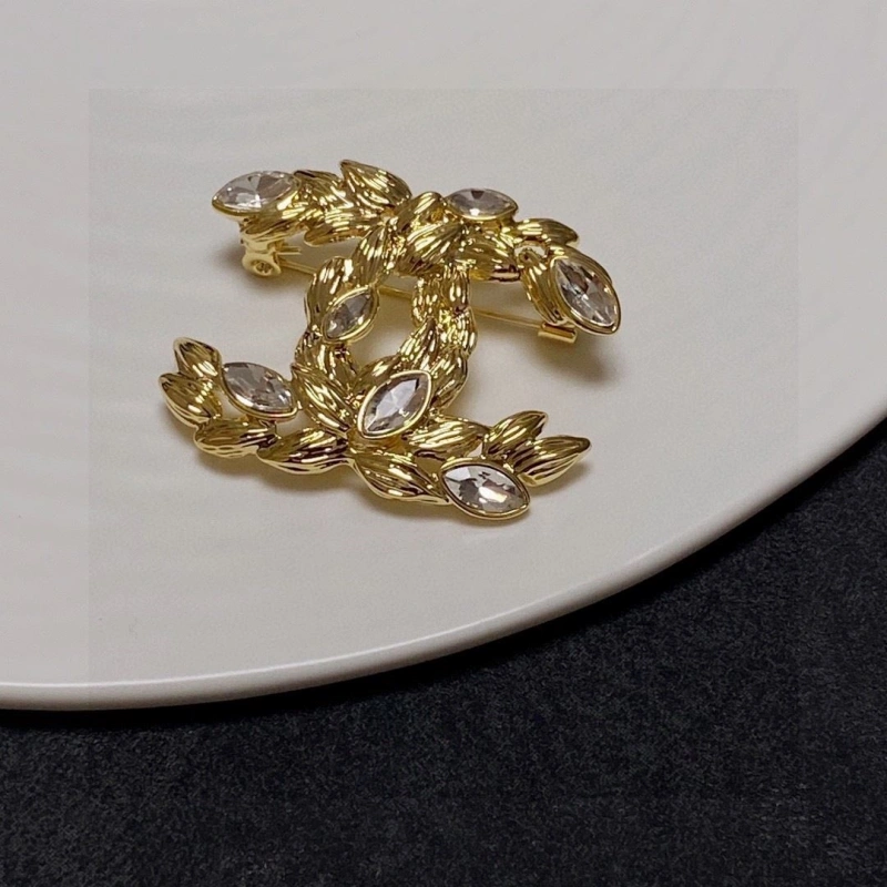 Chxnxl Brooches Refined 290570