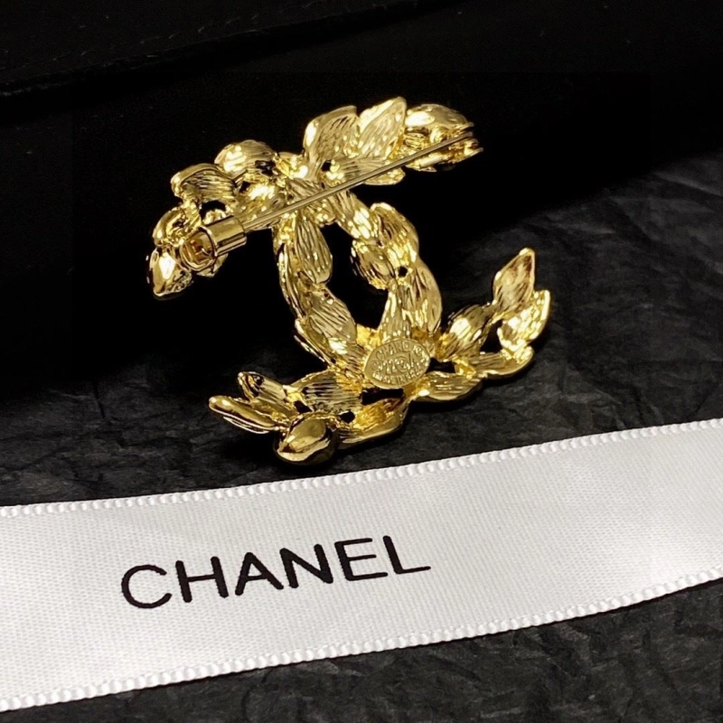 Chxnxl Brooches Refined 290570