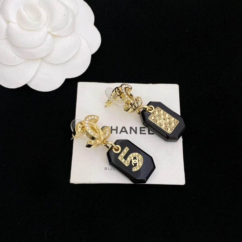 UrbanStyle Chxnxl Earrings 290130