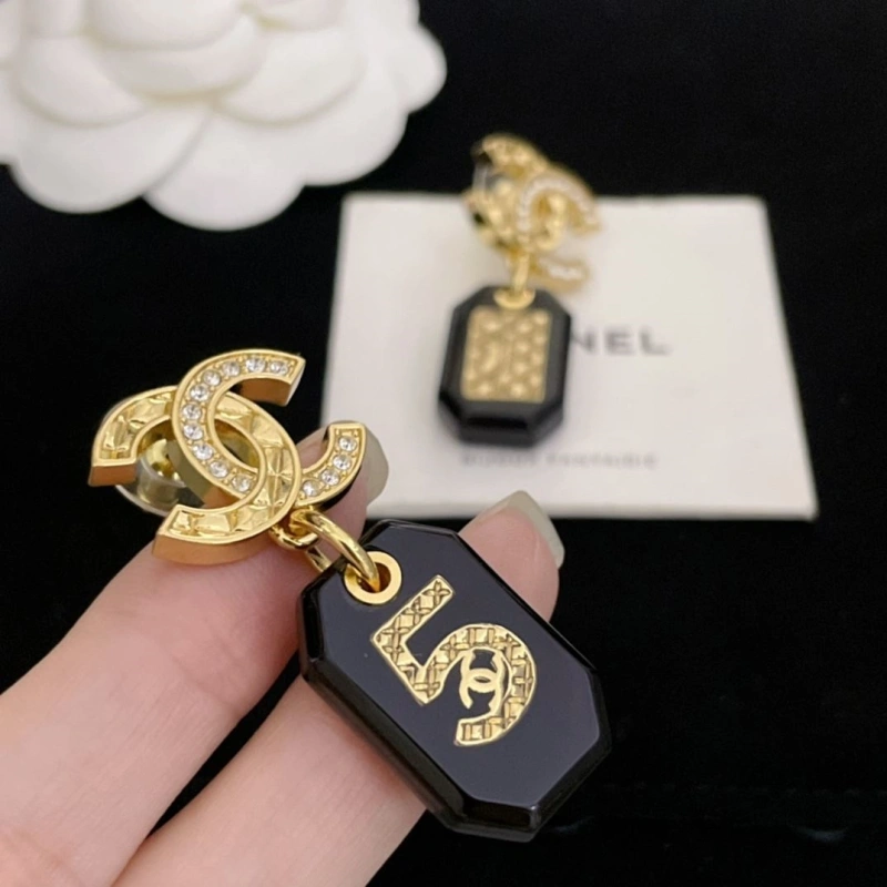 UrbanStyle Chxnxl Earrings 290130