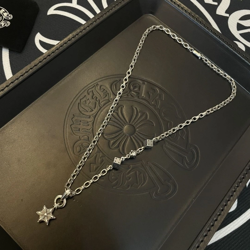 Chrxmx Hxxrts Necklaces Stylish 298647