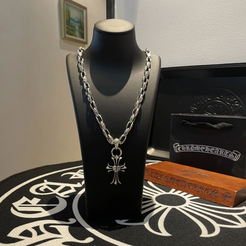 Unique Chrxmx Hxxrts Necklaces 298641