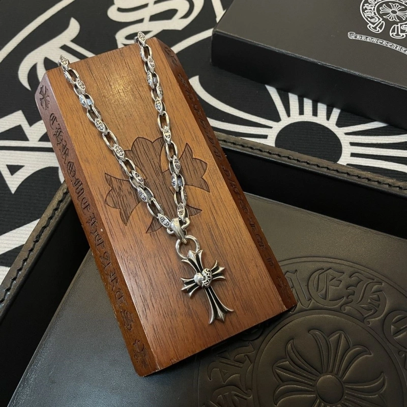 Unique Chrxmx Hxxrts Necklaces 298641