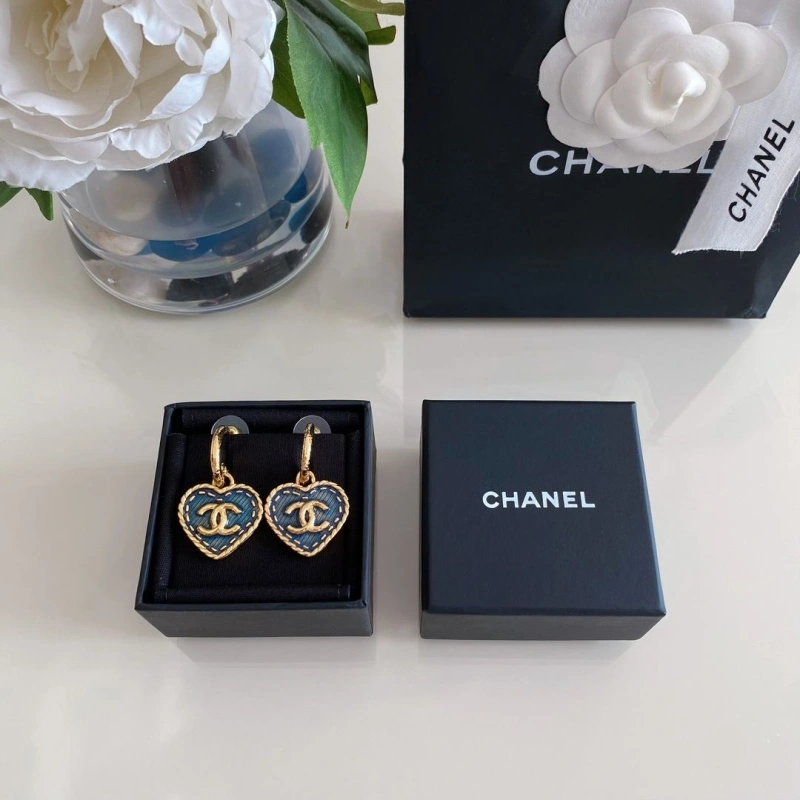 Stylish Chxnxl Earrings 290117