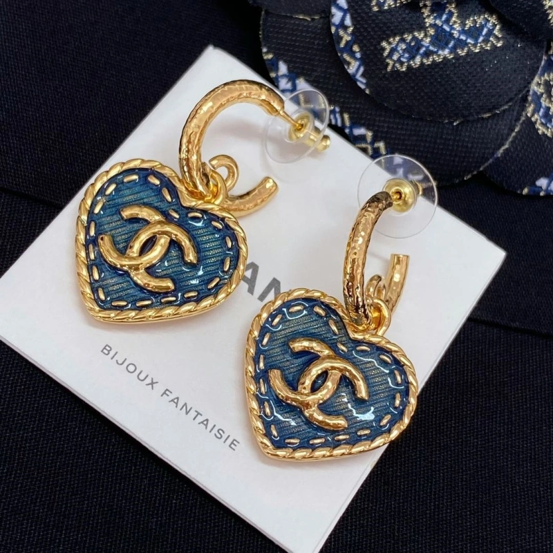 Stylish Chxnxl Earrings 290117