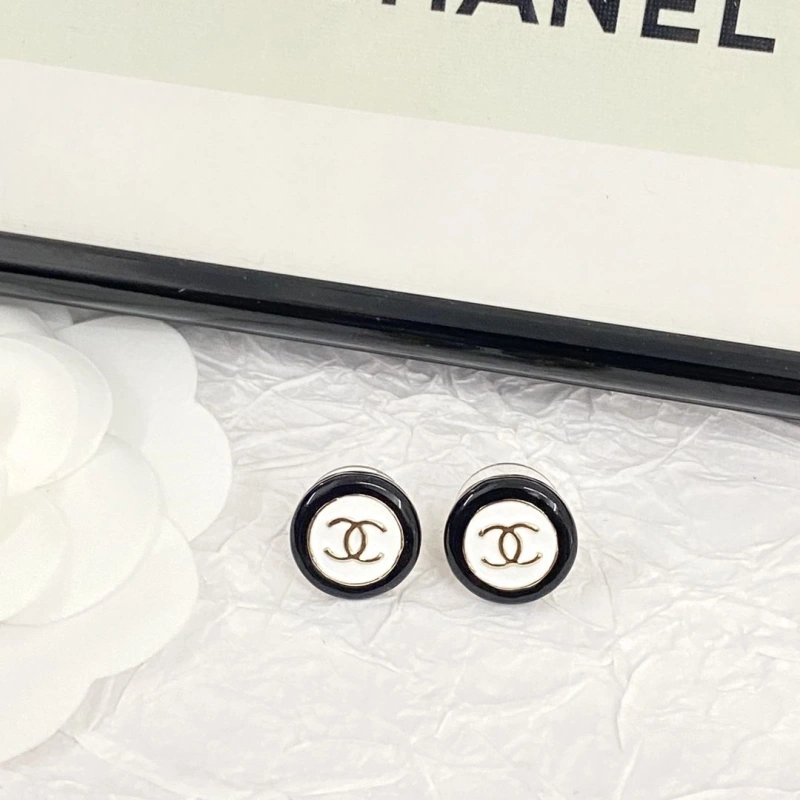 Classic Chxnxl Earrings 290115