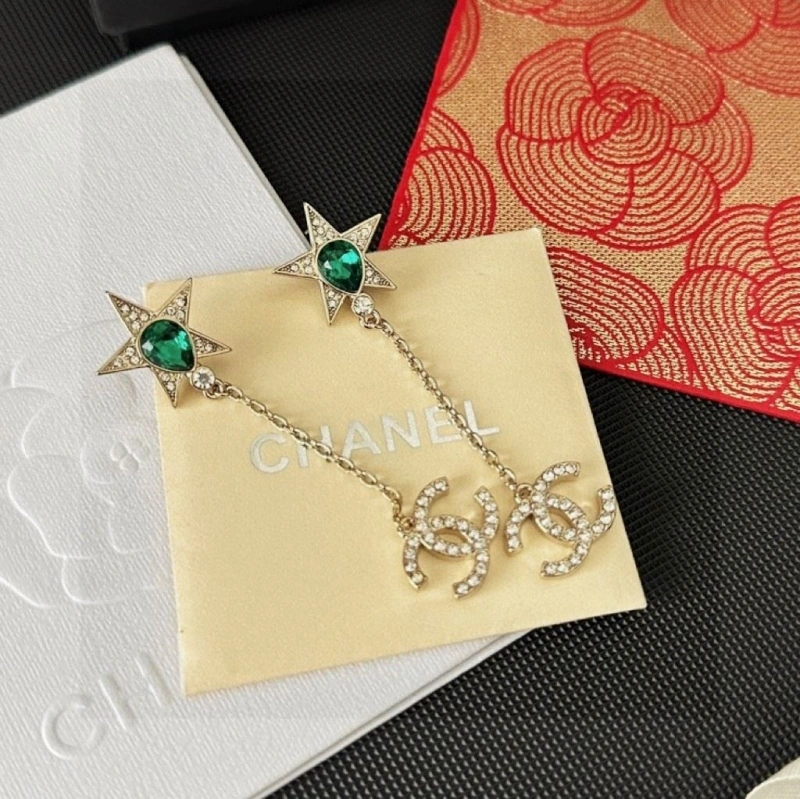 Fashionable Chxnxl Earrings 290113