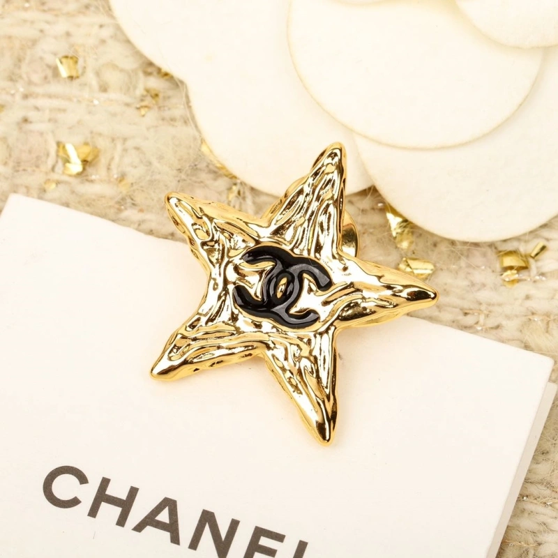 DailyWear Chxnxl Brooches 290565