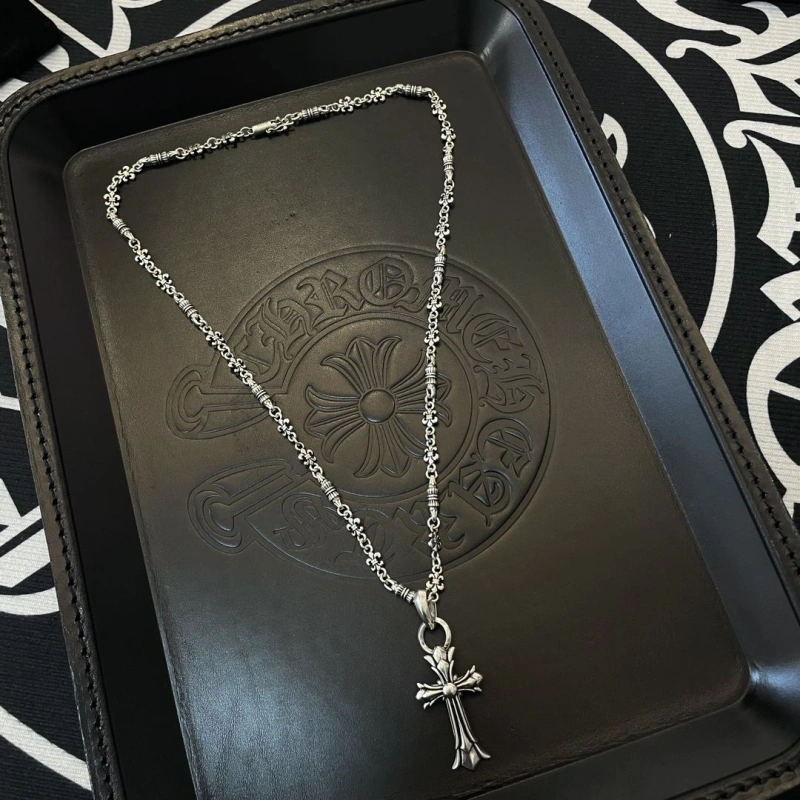 StreetReady Chrxmx Hxxrts Necklaces 298635
