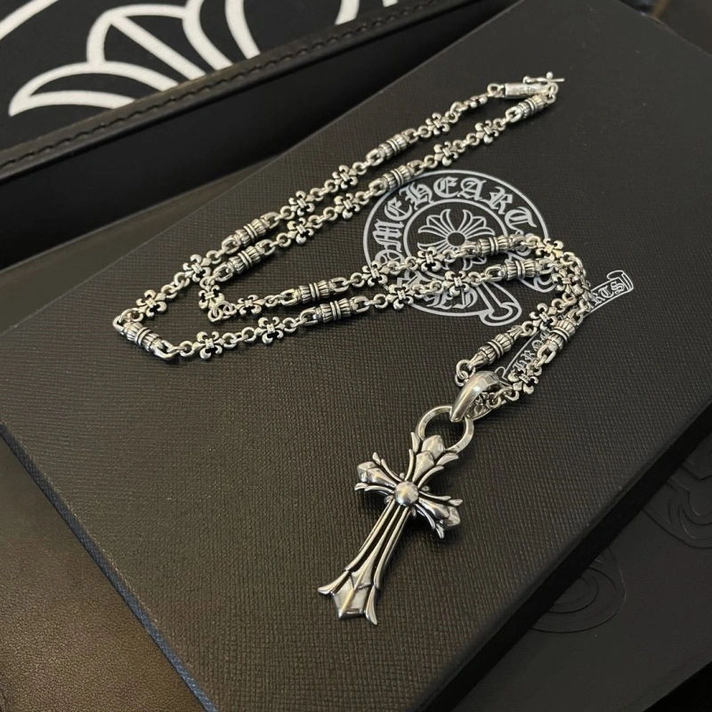 StreetReady Chrxmx Hxxrts Necklaces 298635