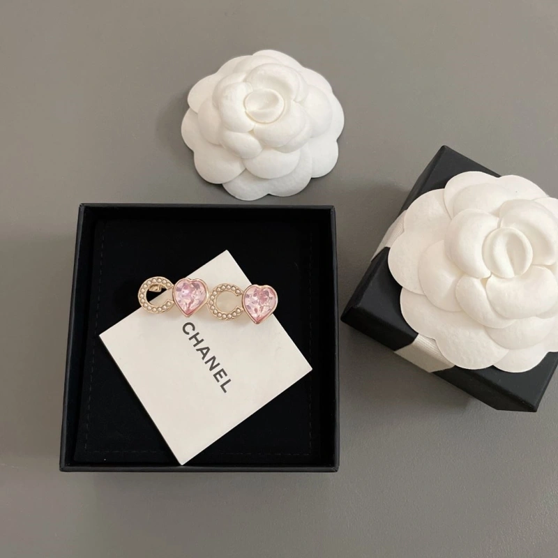 Compact Chxnxl Brooches 290562