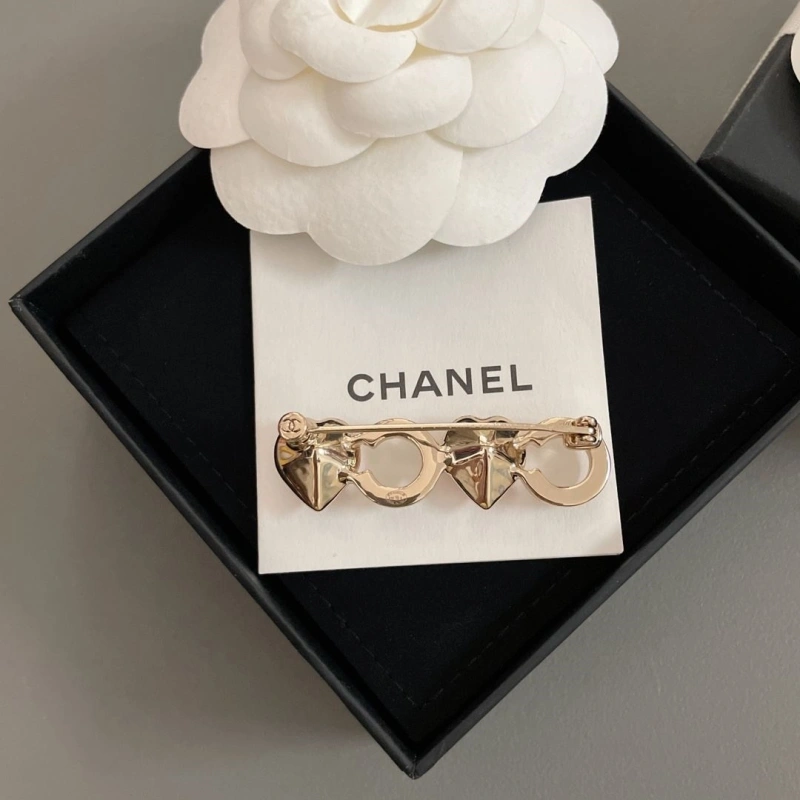 Compact Chxnxl Brooches 290562