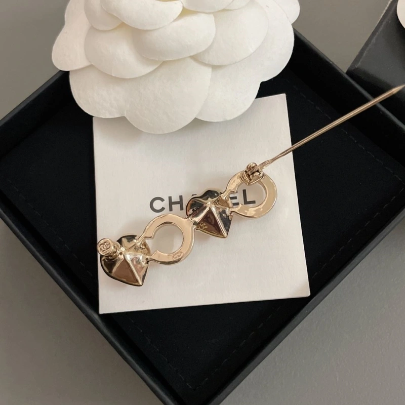 Compact Chxnxl Brooches 290562