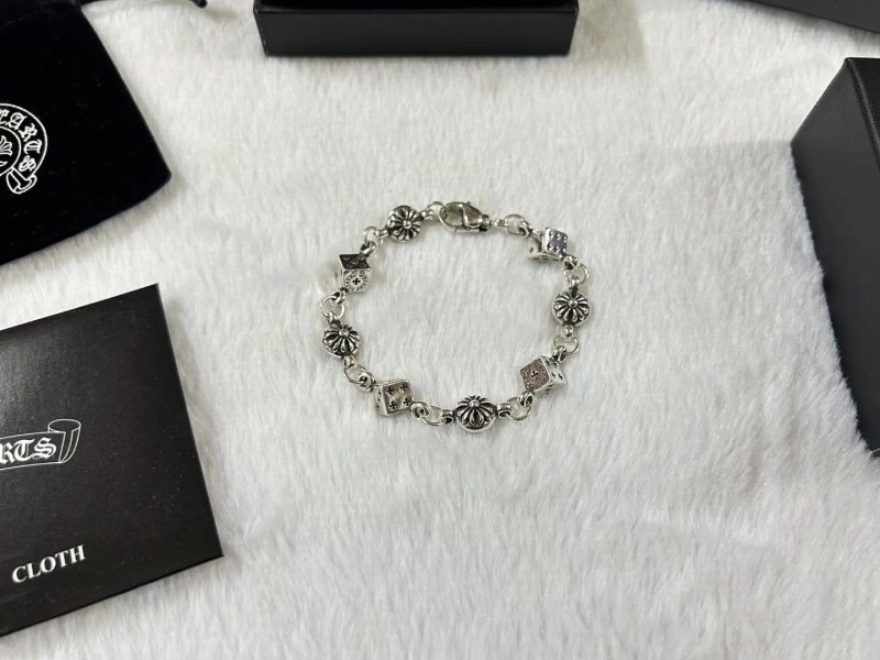 DailyWear Chrxmx Hxxrts Bracelets 299083