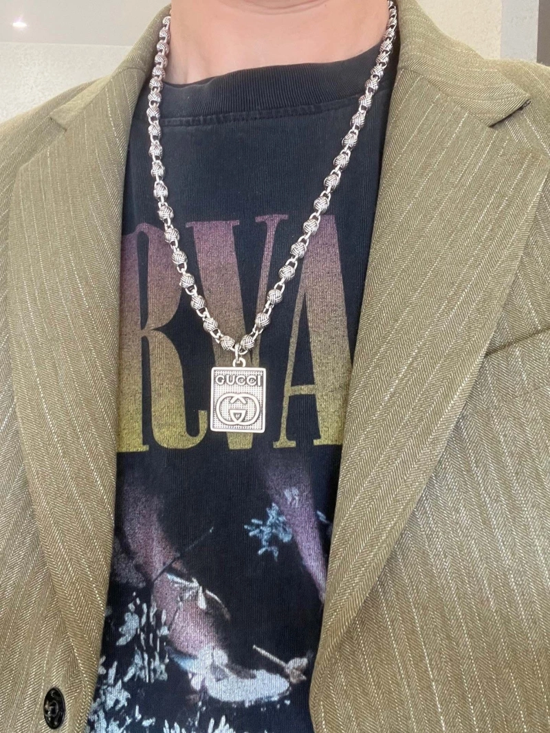 EyeCatching Gxccx Necklaces 303681