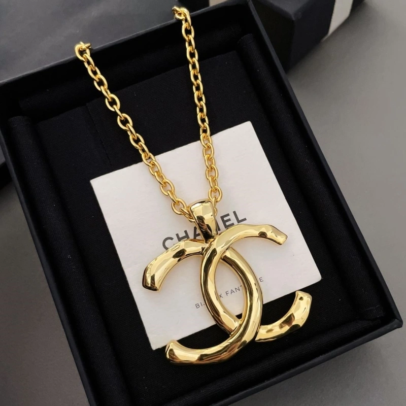 Breathable Chxnxl Necklaces 289635