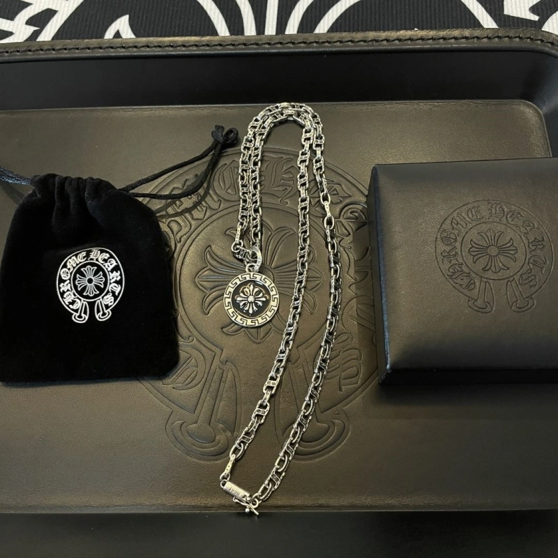Chrxmx Hxxrts Necklaces Stylish 298627