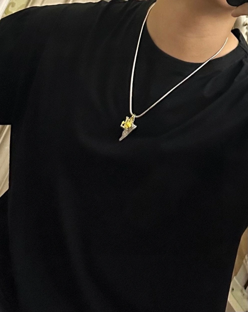 Popular LX Necklaces 309894