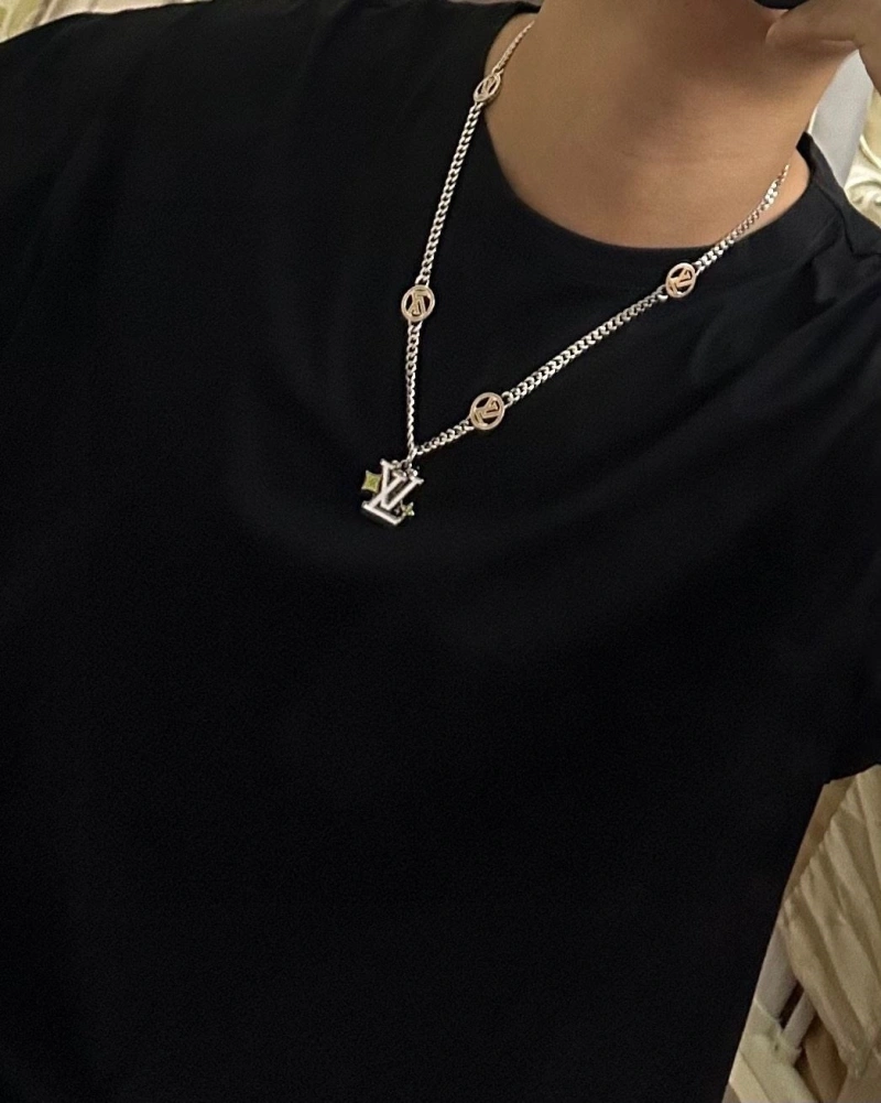 Versatile LX Necklaces 309965
