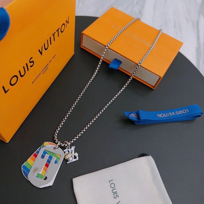 Durable LX Necklaces 309870