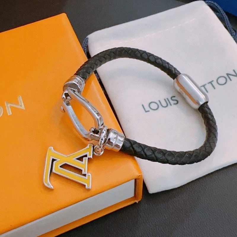 Sleek LX Necklaces 309862