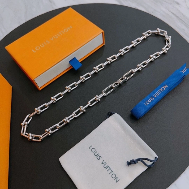 Affordable LX Necklaces 309887