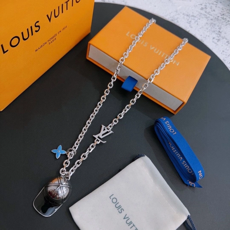 Classic LX Necklaces 309846