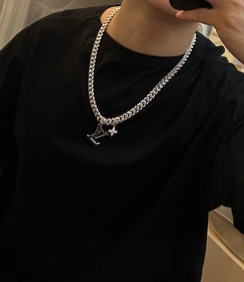 Durable LX Necklaces 309851