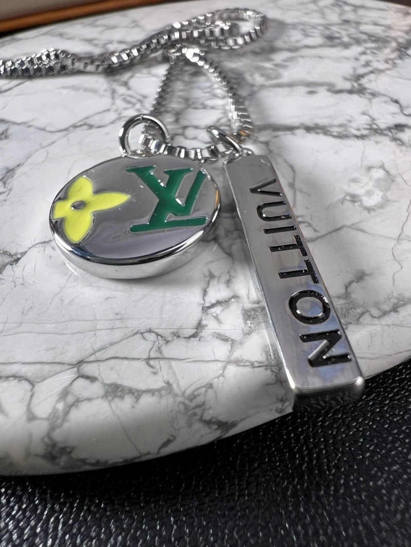 Breathable LX Necklaces 309843