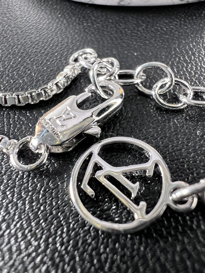 Breathable LX Necklaces 309843