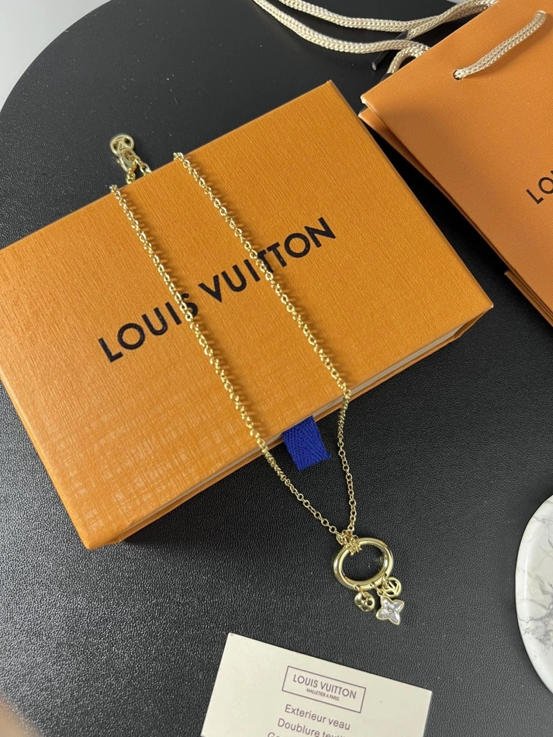 HighQuality Bxlxnciaga Necklaces 282456