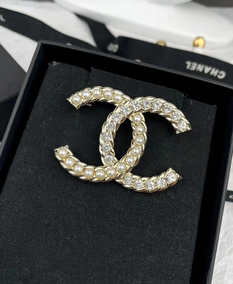 Chxnxl Brooches Soft 290554