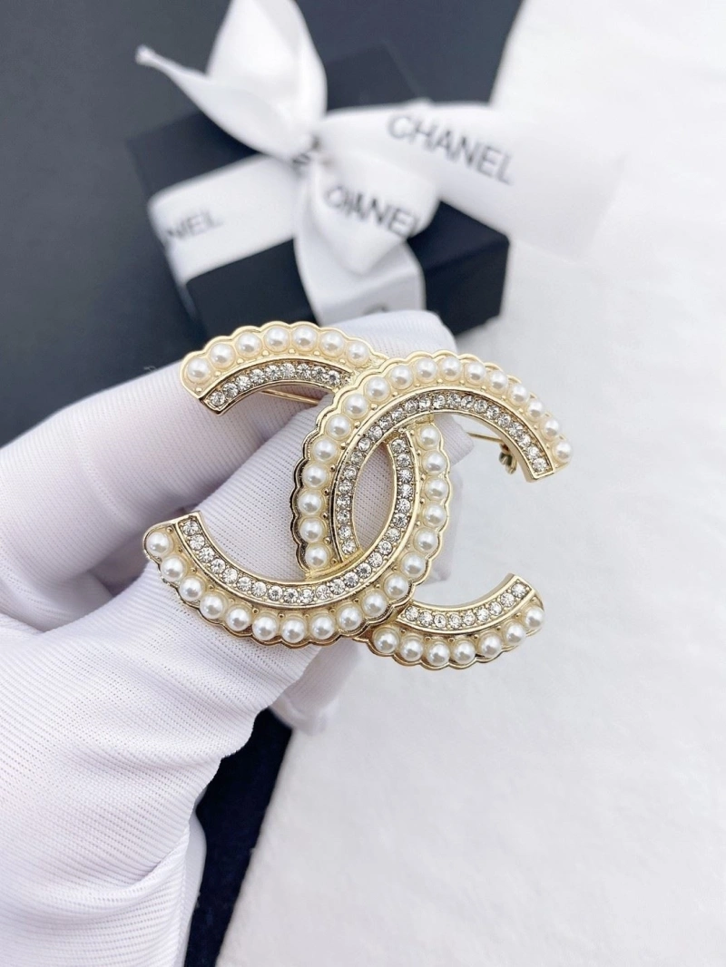 Breathable Chxnxl Brooches 290555