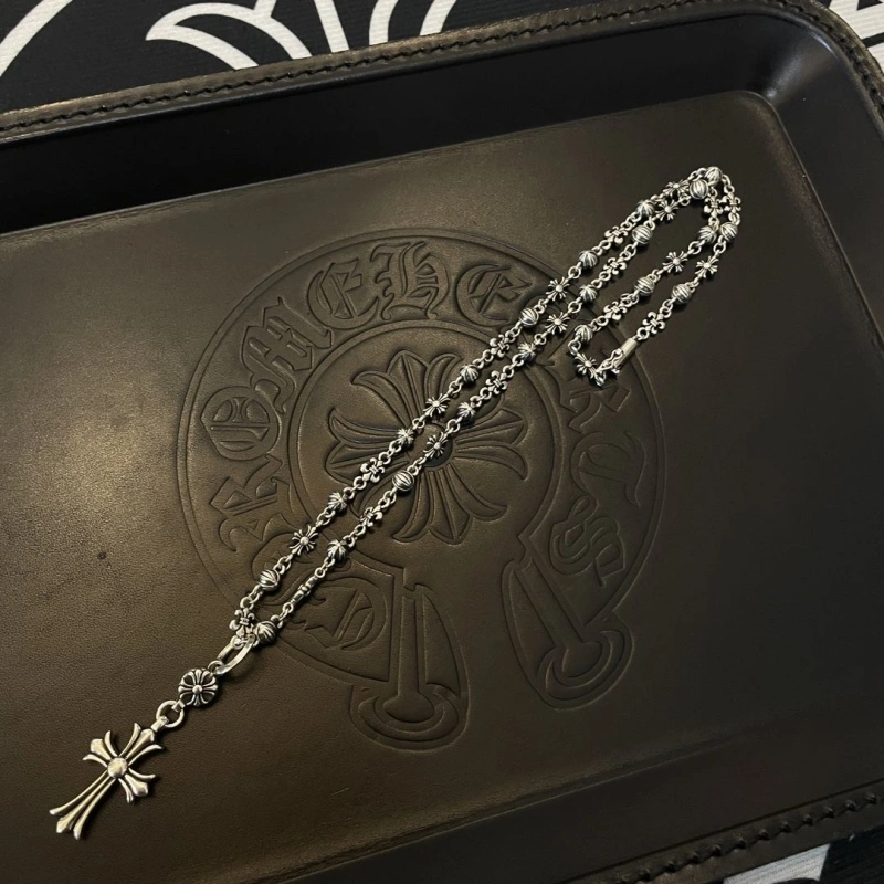 Vibrant Chrxmx Hxxrts Necklaces 298613