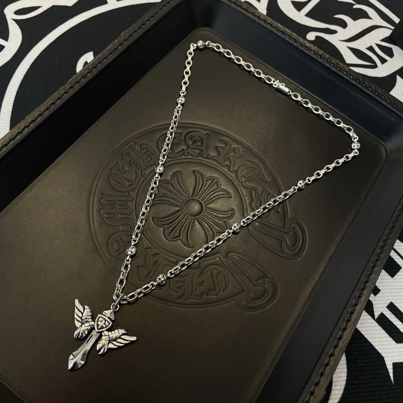 Vibrant Chrxmx Hxxrts Necklaces 298620